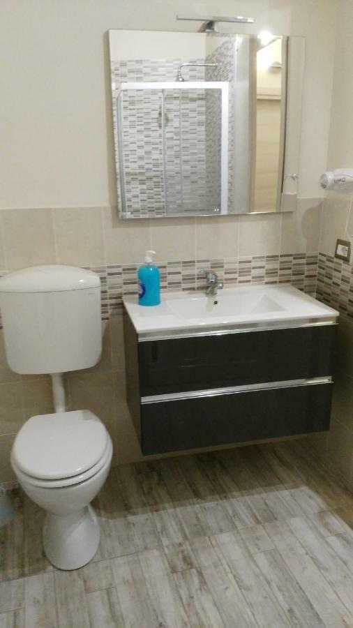Sogni D'Arte Hotel Romagnano Sesia Buitenkant foto