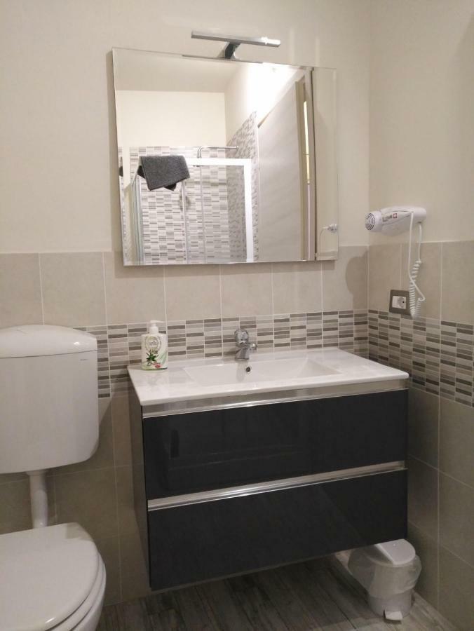 Sogni D'Arte Hotel Romagnano Sesia Buitenkant foto