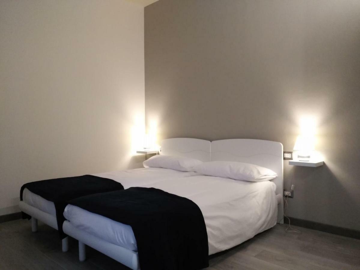 Sogni D'Arte Hotel Romagnano Sesia Buitenkant foto