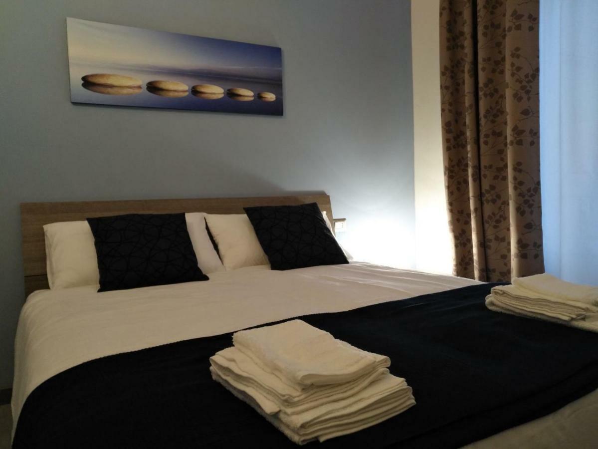 Sogni D'Arte Hotel Romagnano Sesia Buitenkant foto